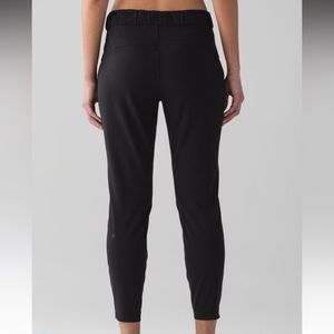 Lululemon On The Fly Pant *Woven 28" Size 8